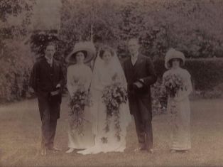 wedding group 1912
